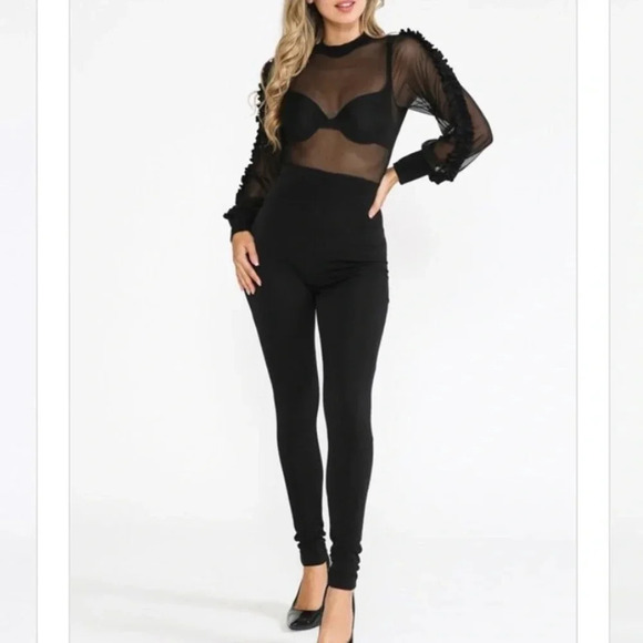 One Piece Black Size Small  Ruffle Pants Romper New Without Tag - Picture 3 of 5